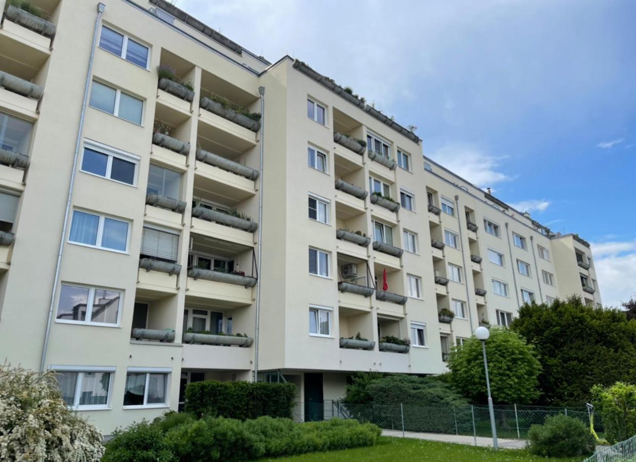 Schone Wohnung Mit Dachterrasse Wien Exteriör bild